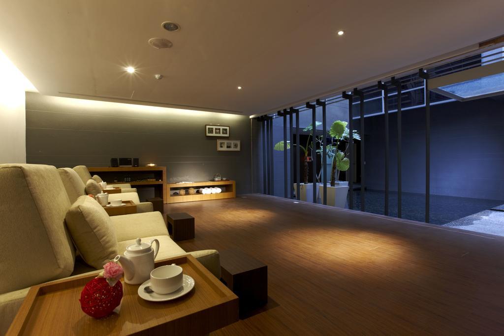 Hotel Double One Taipei Esterno foto