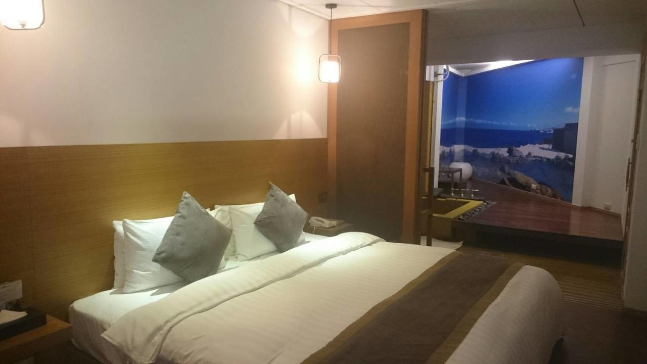 Hotel Double One Taipei Esterno foto