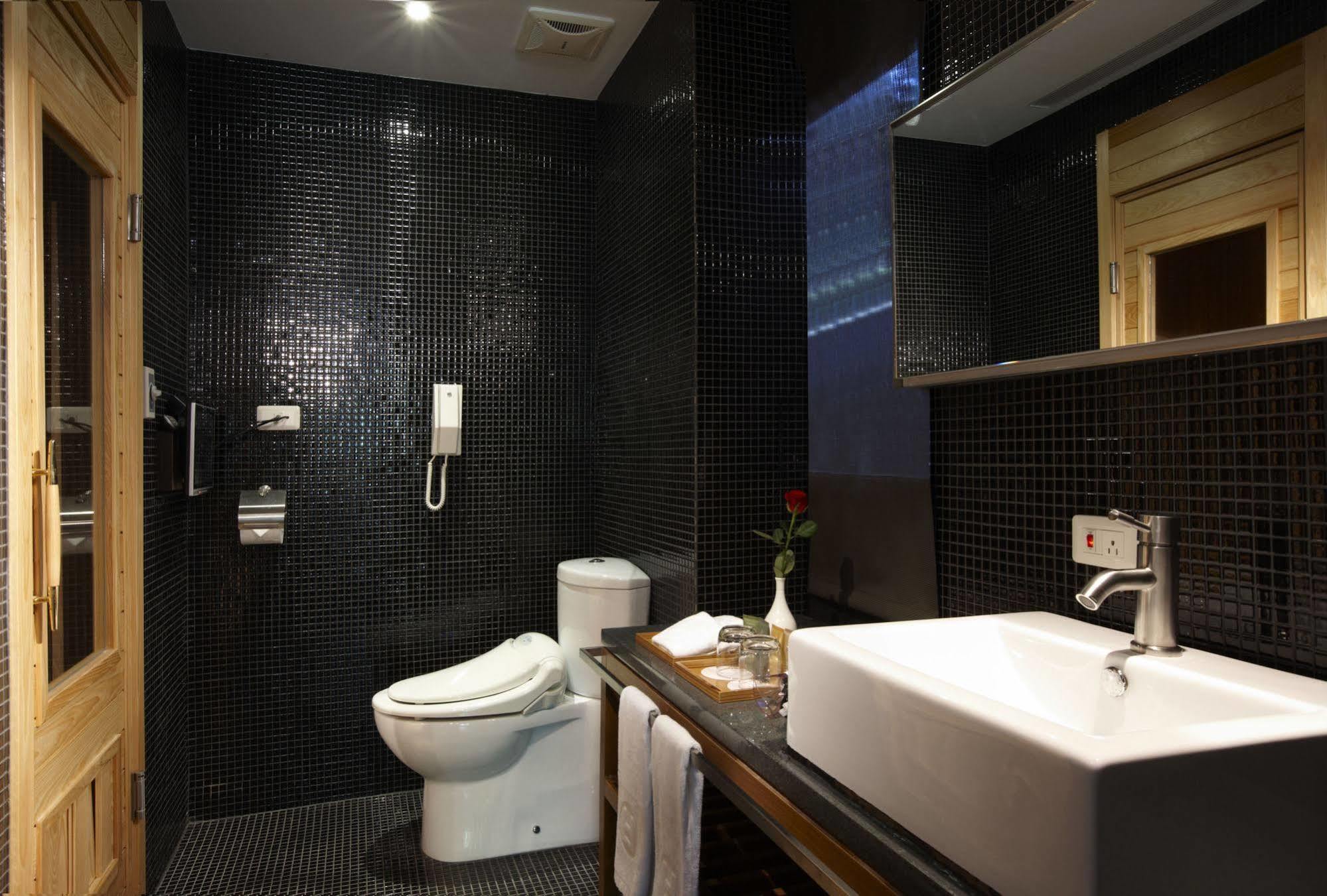 Hotel Double One Taipei Esterno foto