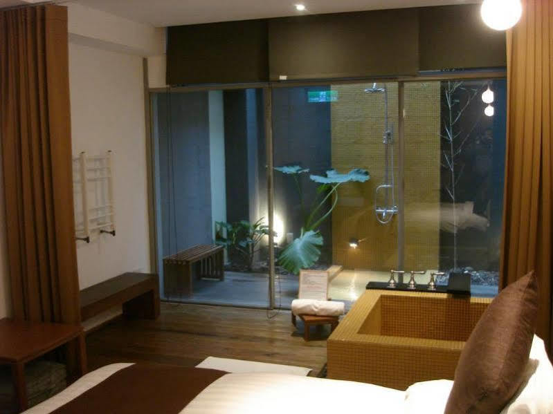 Hotel Double One Taipei Esterno foto