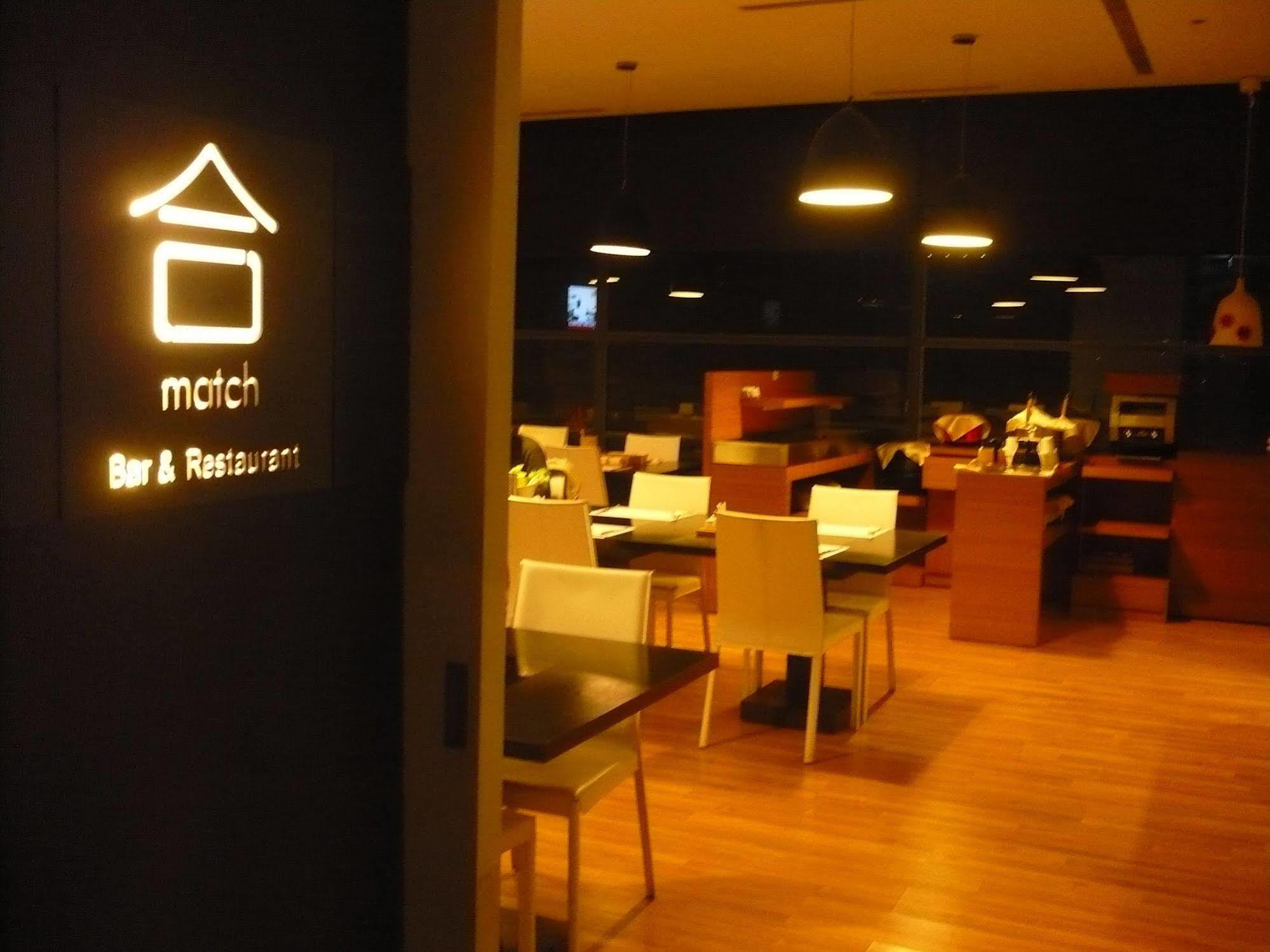Hotel Double One Taipei Esterno foto